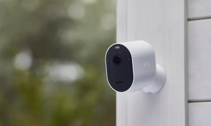 Cámara arlo exterior