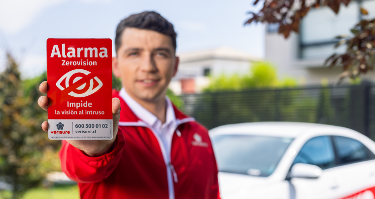 Impide la vision del ladron