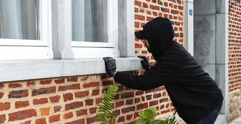 Intrusiones: 44% a negocios son de madrugada Intrusiones: 44% a negocios son de madrugada